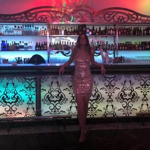 Meet your Posher, Elena